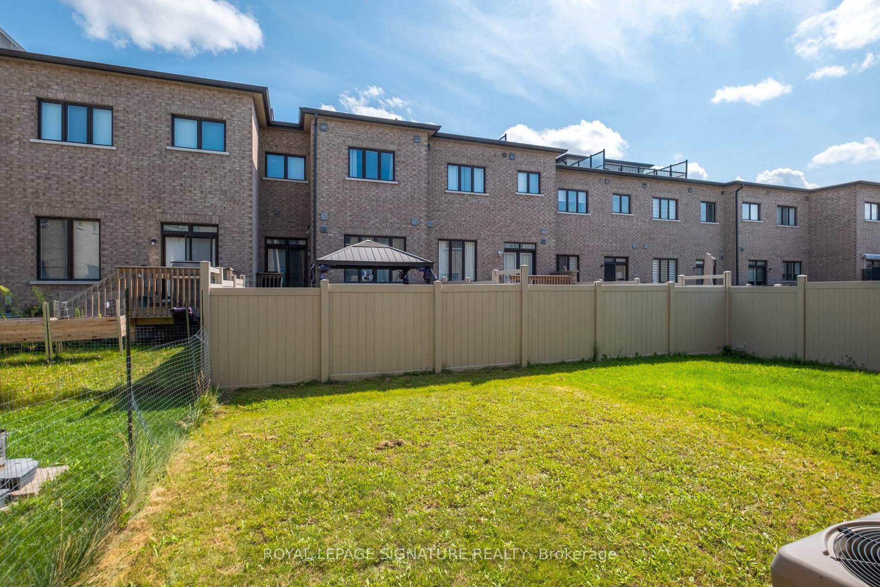 Photo 38 of 215 Elyse Court, Aurora, Bayview Northeast — HOMEH