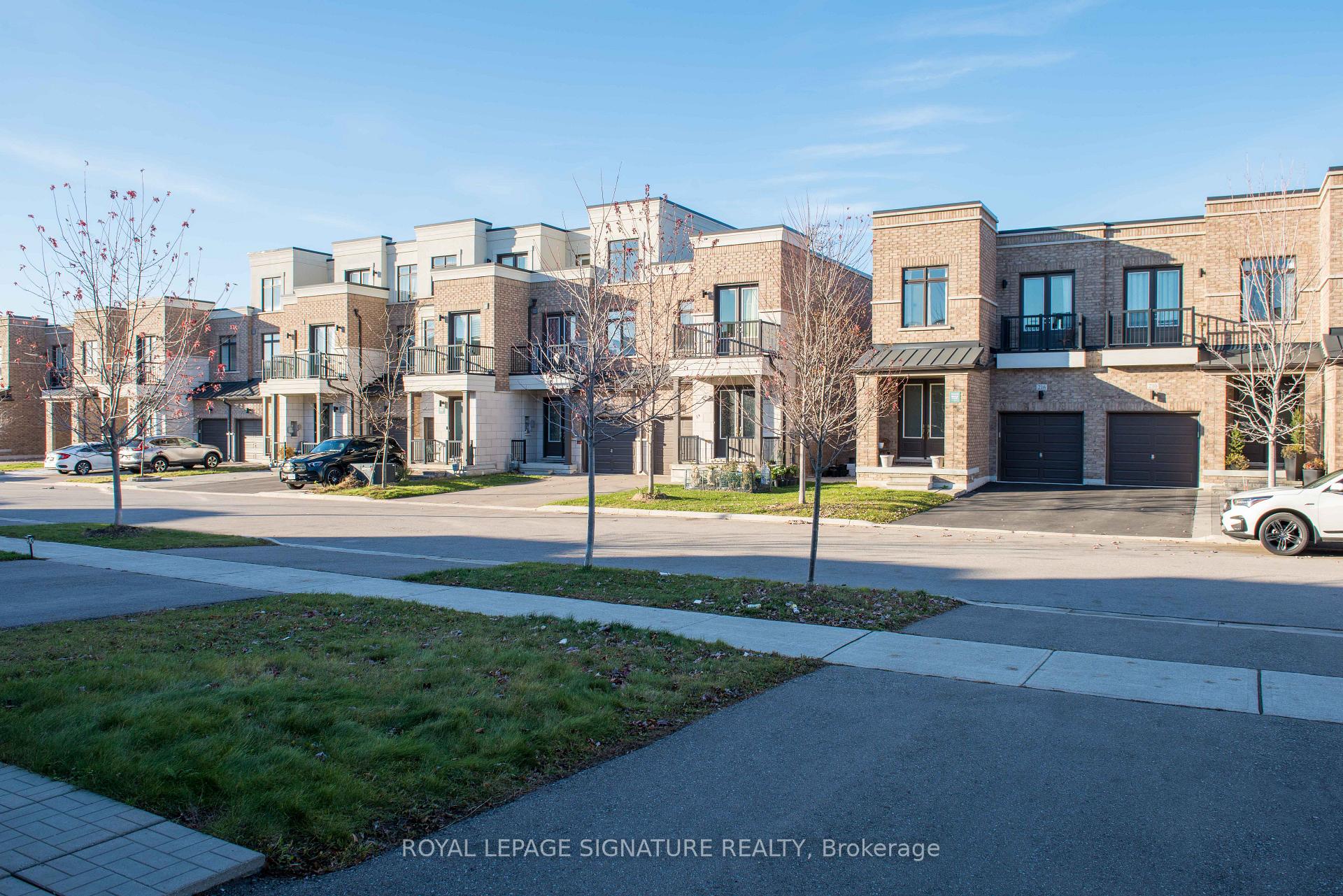 Photo 39 of 215 Elyse Court, Aurora, Bayview Northeast — HOMEH