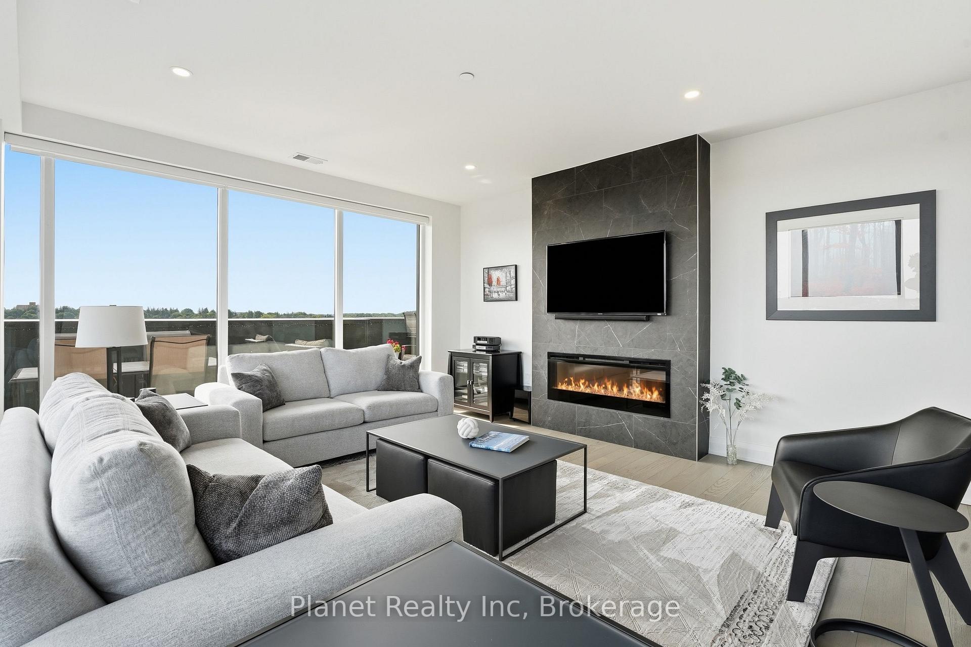 Photo 4 of Unit 1305, 71 Wyndham Street S, Guelph, St. Patrick's Ward — HOMEH