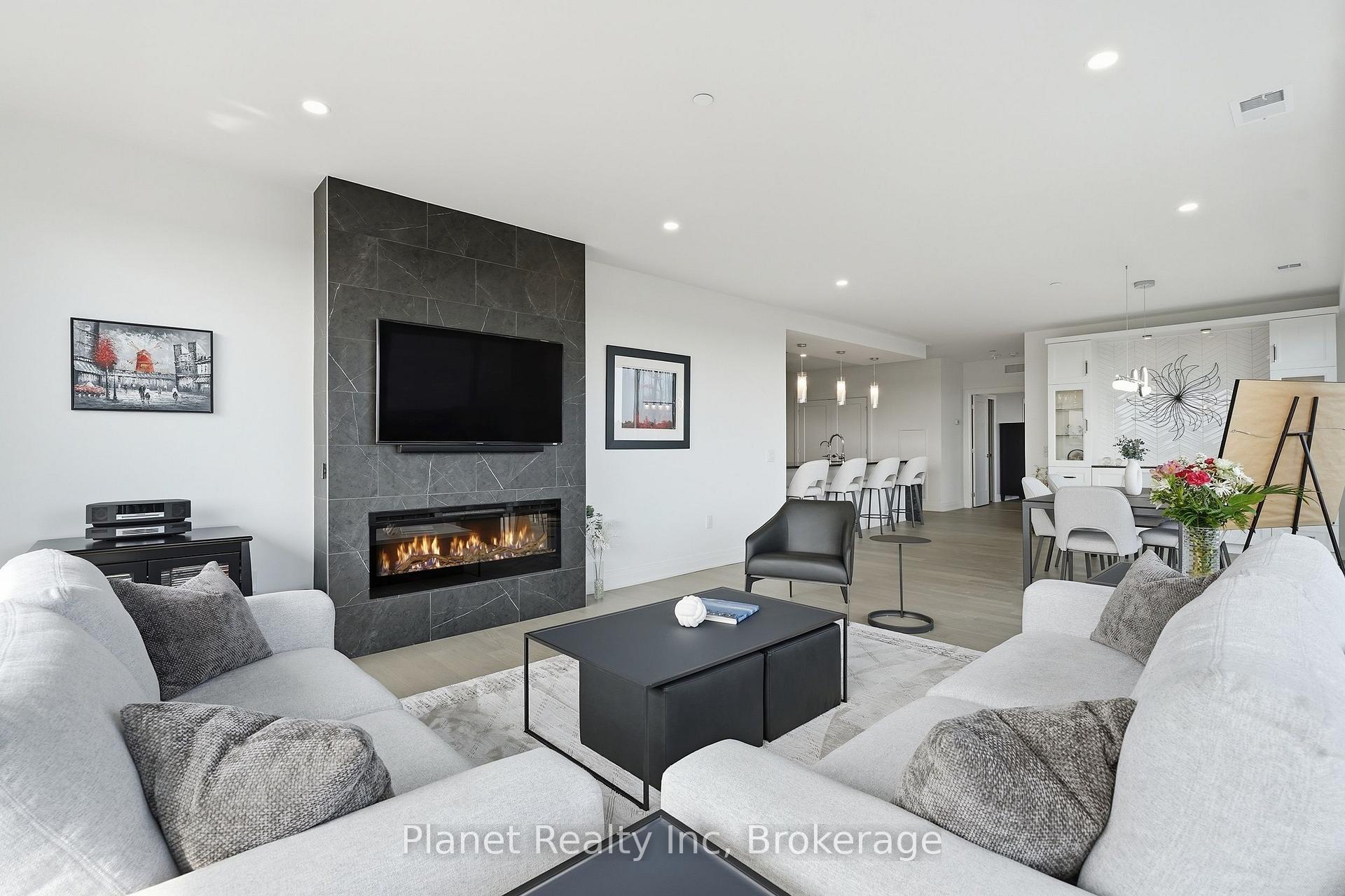 Photo 5 of Unit 1305, 71 Wyndham Street S, Guelph, St. Patrick's Ward — HOMEH