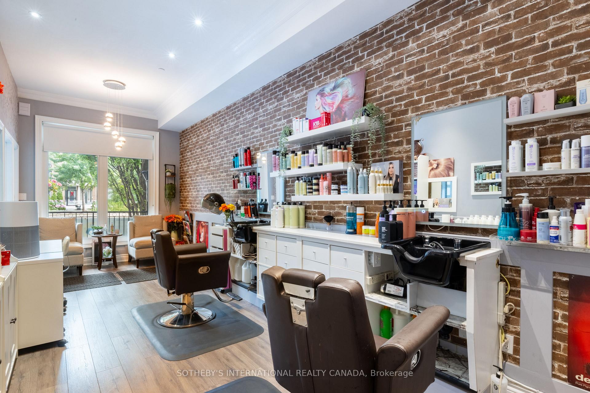 Photo 6 of 960A The Queensway, Etobicoke, Stonegate-Queensway — HOMEH