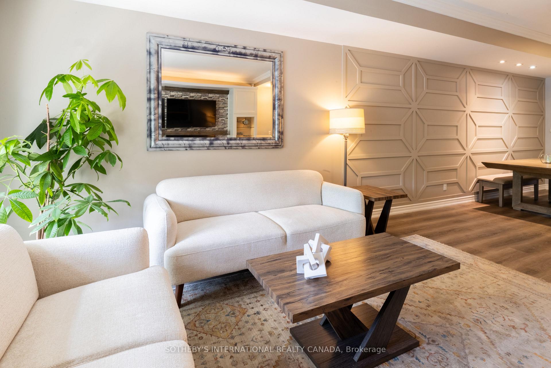 Photo 19 of 960A The Queensway, Etobicoke, Stonegate-Queensway — HOMEH