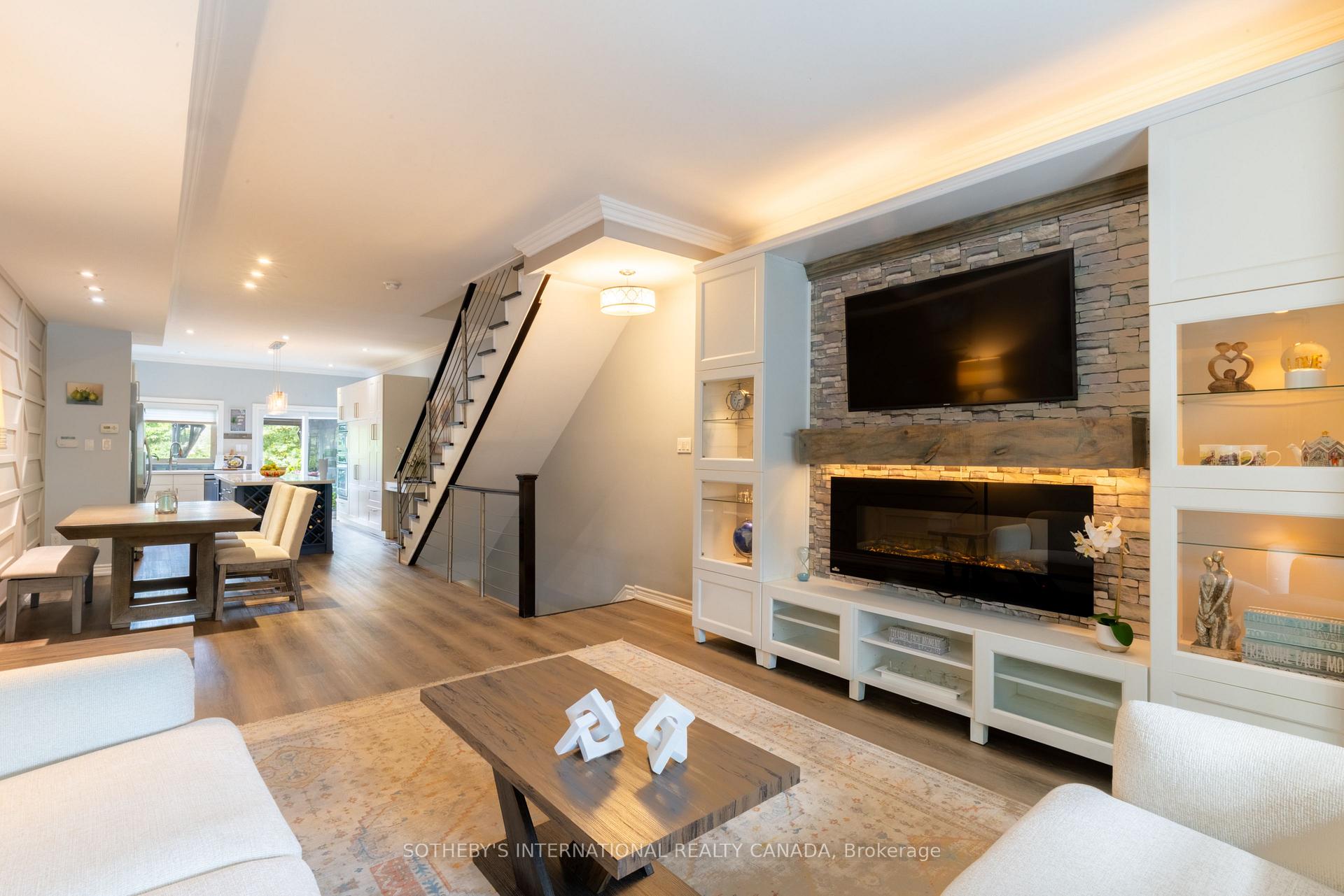 Photo 22 of 960A The Queensway, Etobicoke, Stonegate-Queensway — HOMEH