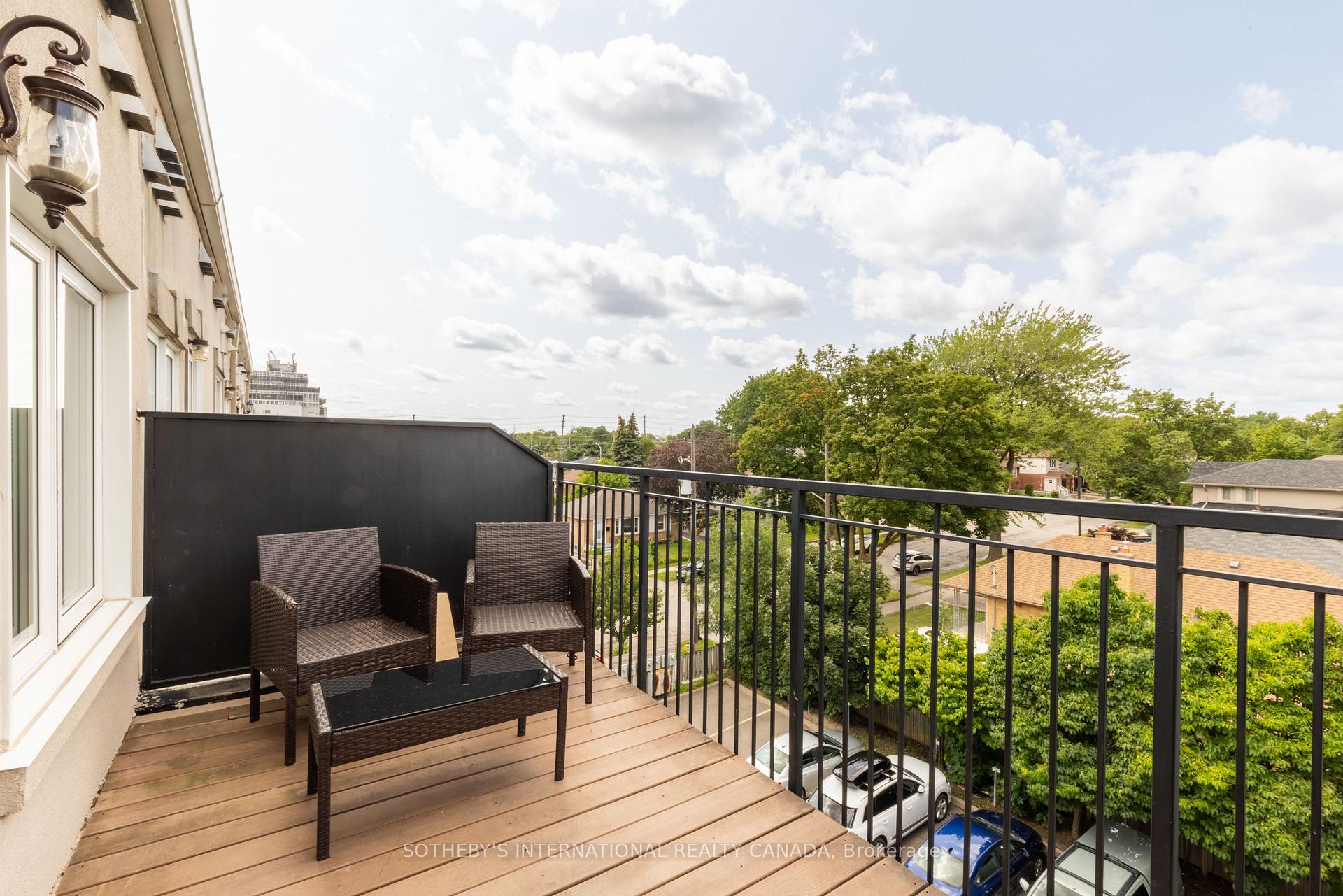 Photo 30 of 960A The Queensway, Etobicoke, Stonegate-Queensway — HOMEH