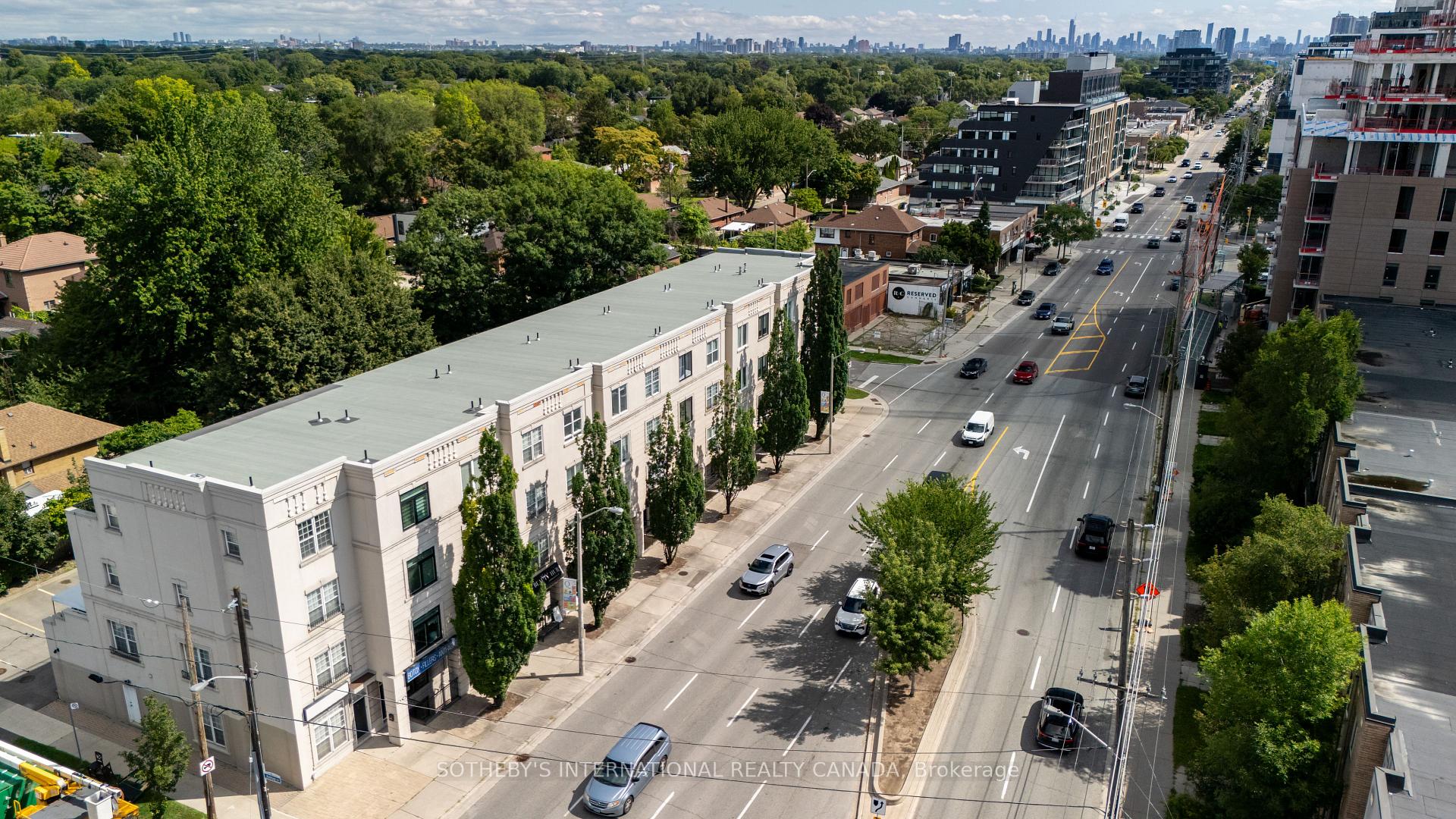 Photo 59 of 960A The Queensway, Etobicoke, Stonegate-Queensway — HOMEH