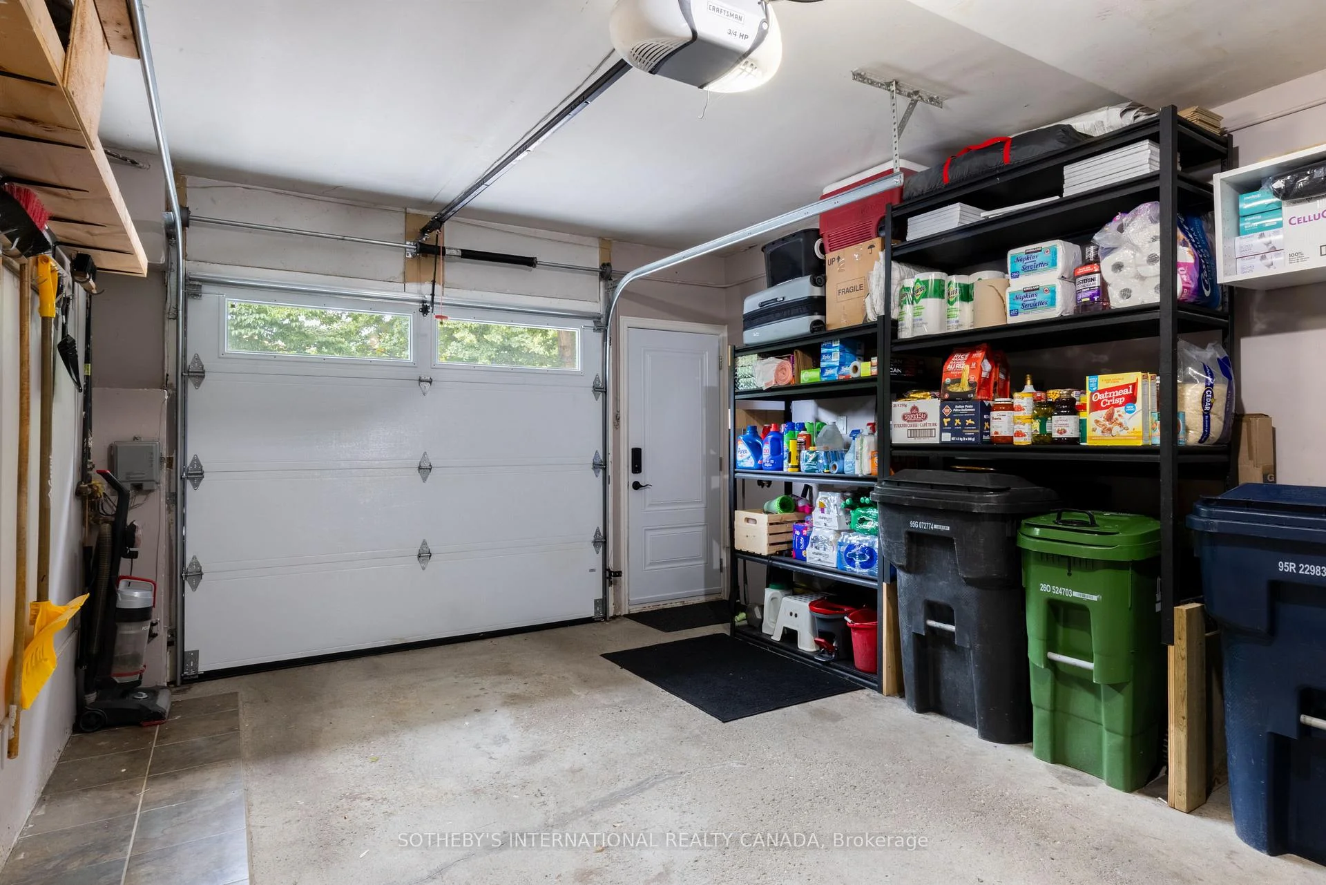 Photo 9 of 960A The Queensway, Etobicoke, Stonegate-Queensway — HOMEH