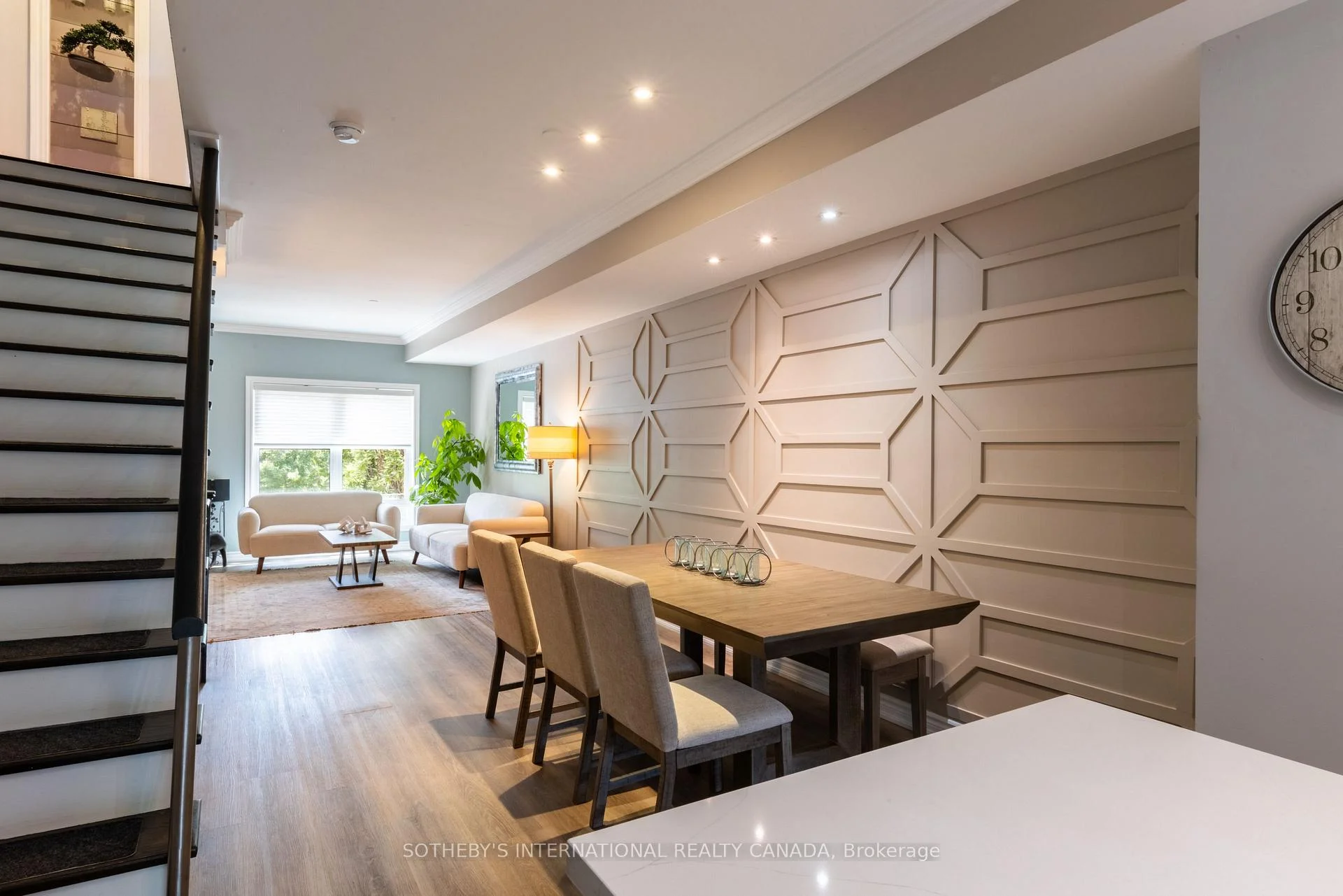 Photo 20 of 960A The Queensway, Etobicoke, Stonegate-Queensway — HOMEH