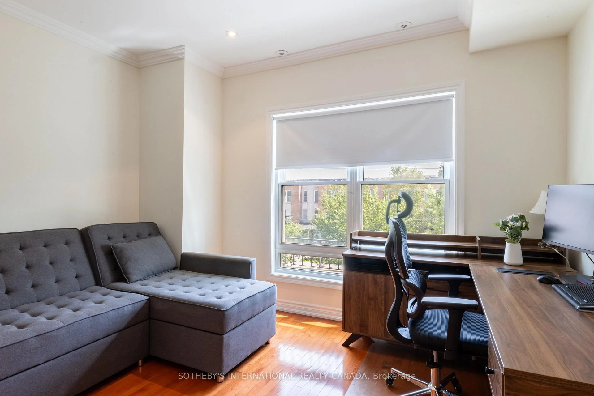 Photo 38 of 960A The Queensway, Etobicoke, Stonegate-Queensway — HOMEH
