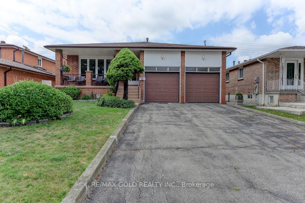 Photo 1 of 70 Malcolm Crescent, Brampton, Central Park — HOMEH
