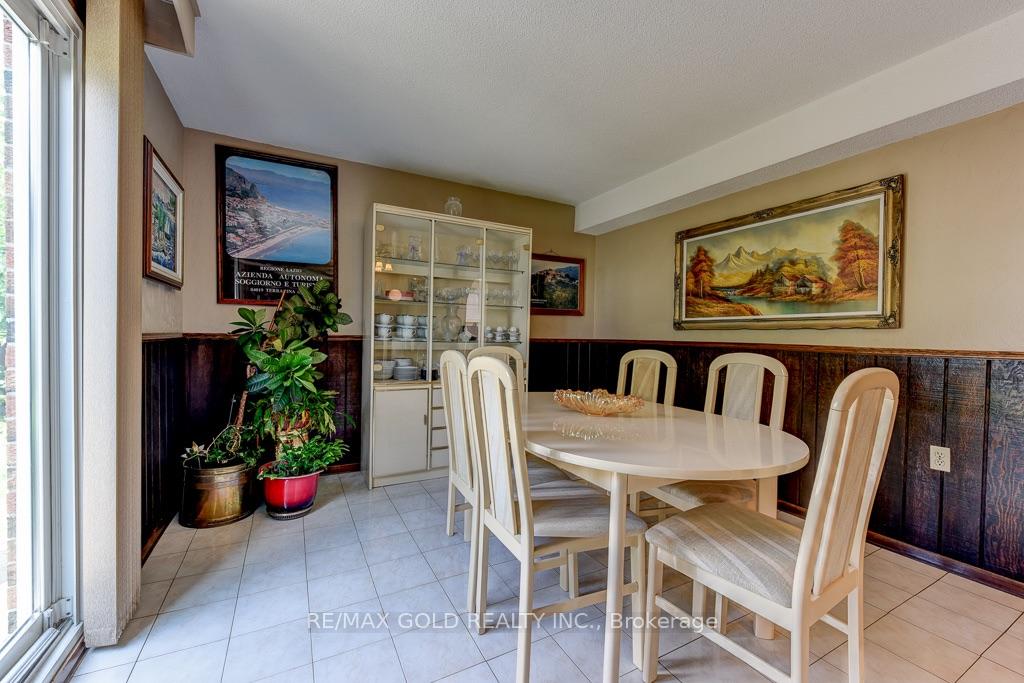 Photo 29 of 70 Malcolm Crescent, Brampton, Central Park — HOMEH