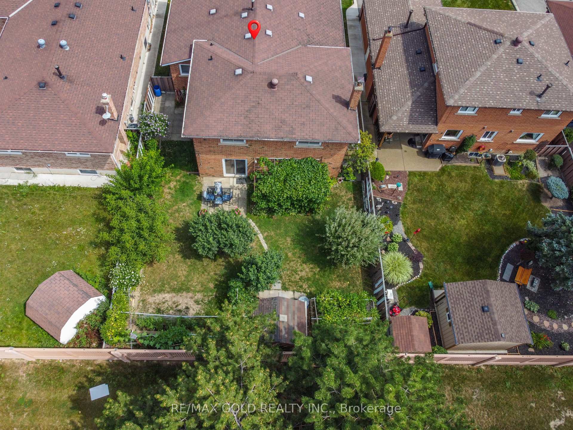 Photo 40 of 70 Malcolm Crescent, Brampton, Central Park — HOMEH