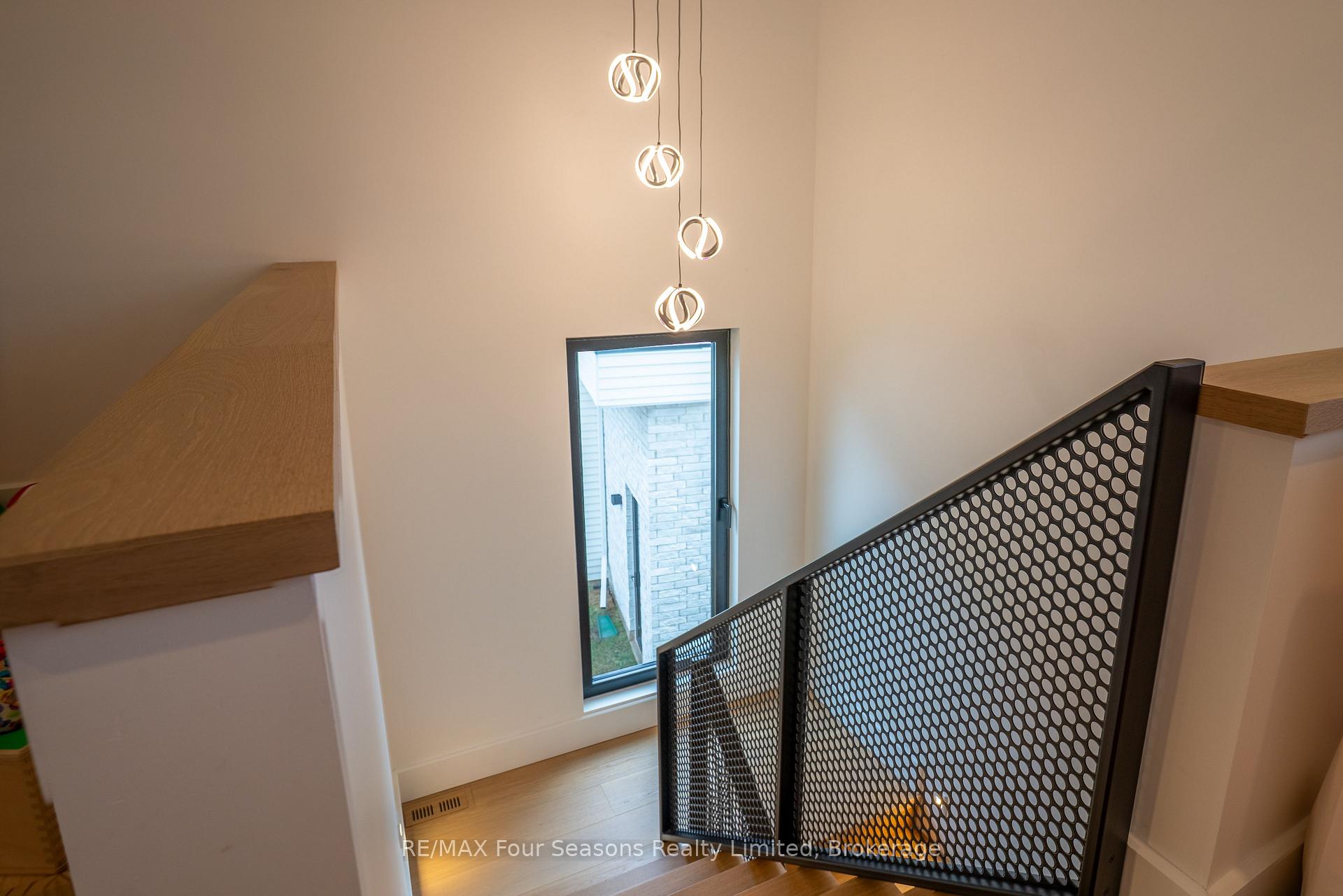 Photo 27 of 102 Barton Boulevard, Blue Mountains — HOMEH
