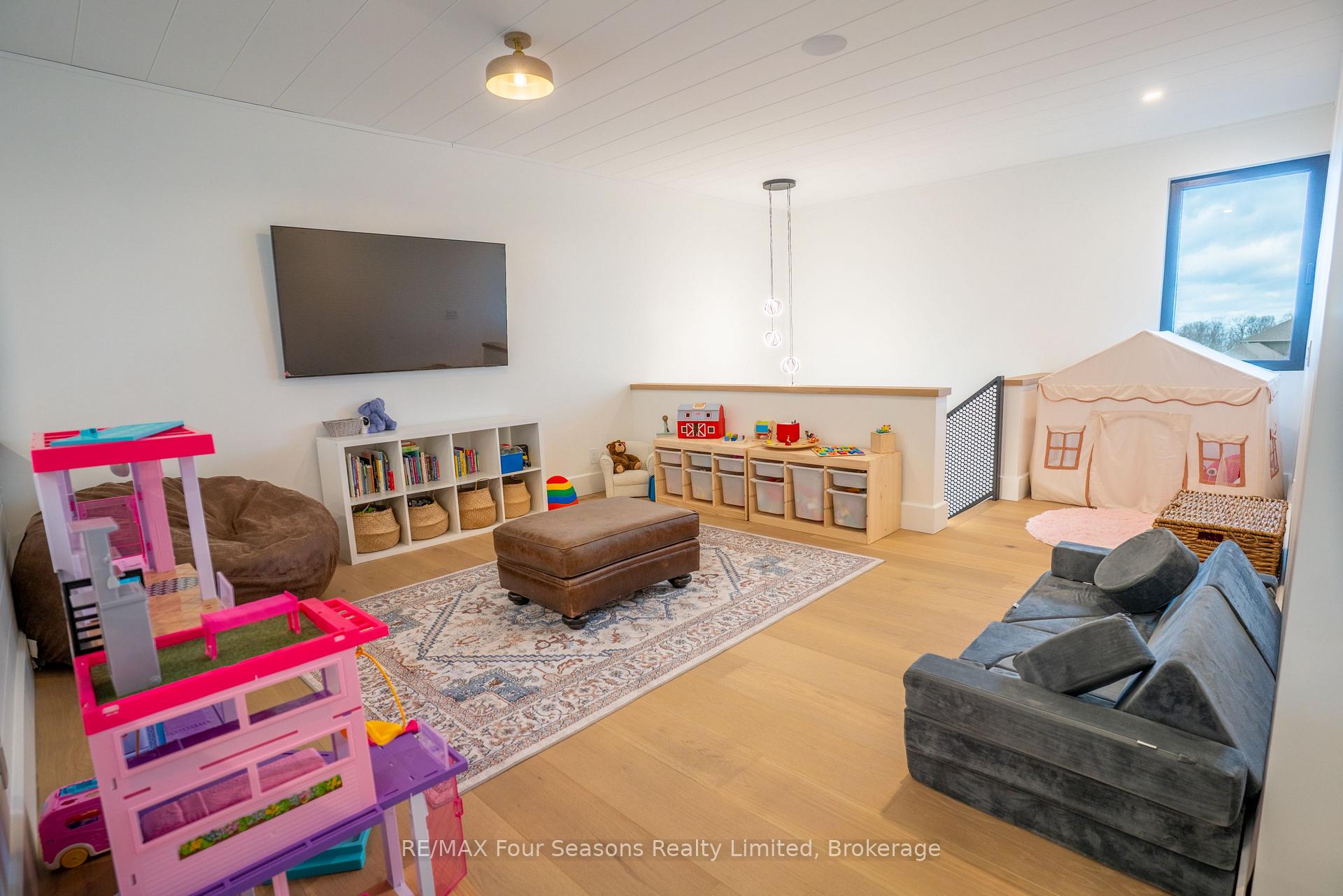 Photo 28 of 102 Barton Boulevard, Blue Mountains — HOMEH