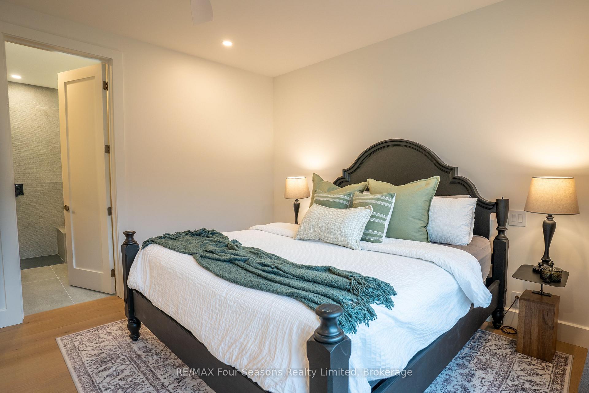 Photo 31 of 102 Barton Boulevard, Blue Mountains — HOMEH