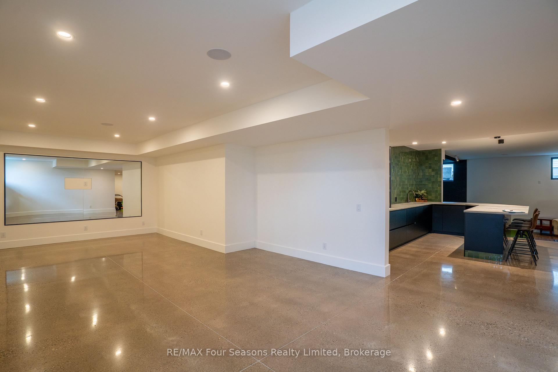 Photo 40 of 102 Barton Boulevard, Blue Mountains — HOMEH