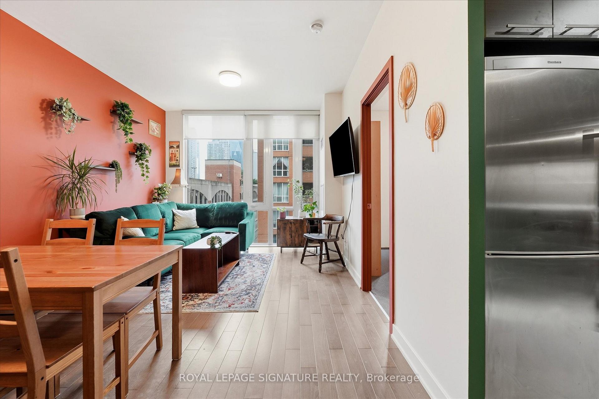 Photo 1 of Unit 421, 3 Market Street, Toronto, Waterfront Communities — HOMEH
