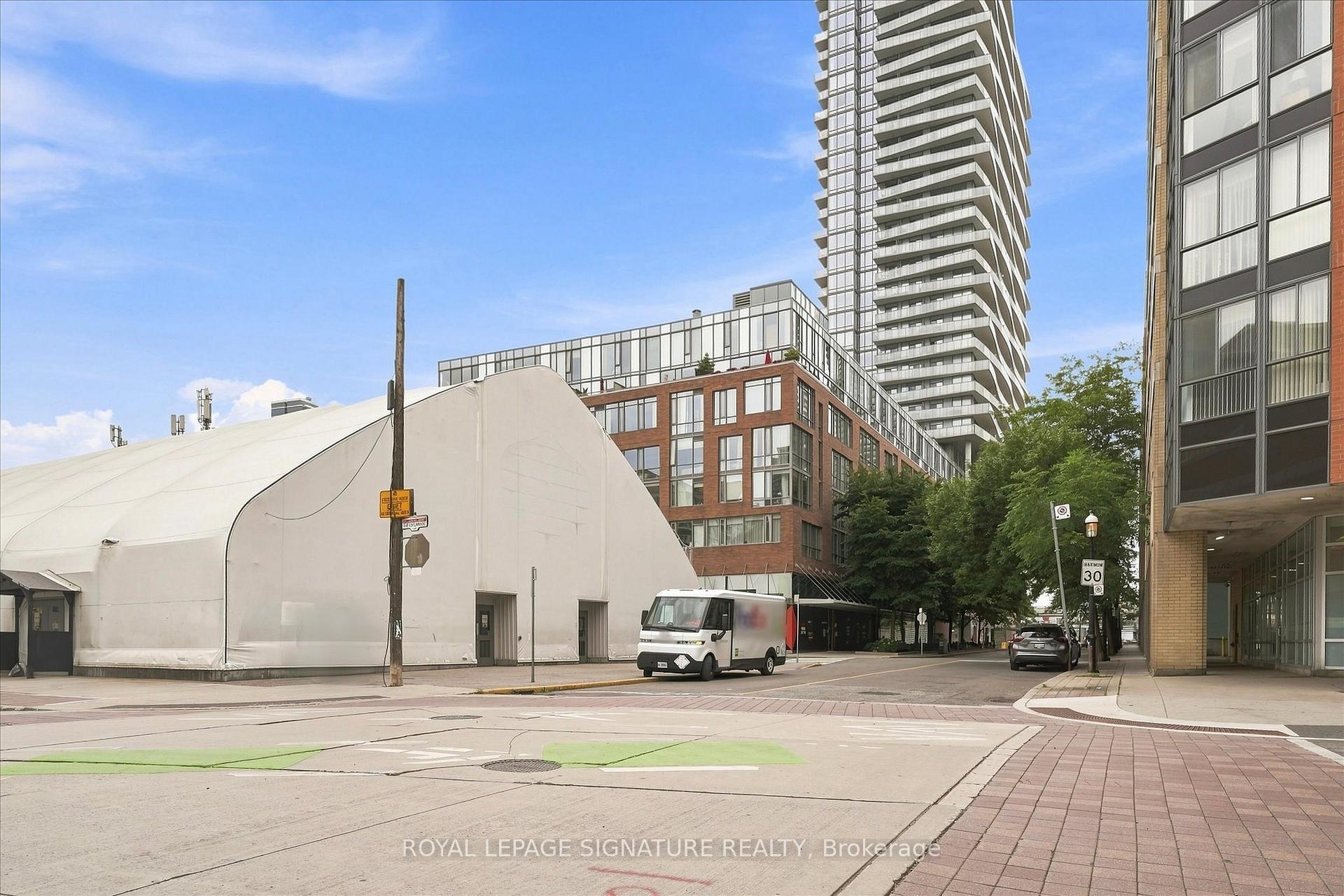 Photo 32 of Unit 421, 3 Market Street, Toronto, Waterfront Communities — HOMEH