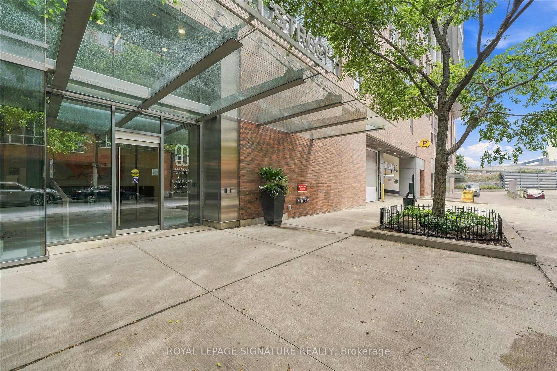 Photo 35 of Unit 421, 3 Market Street, Toronto, Waterfront Communities — HOMEH