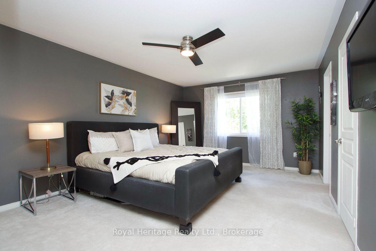 Photo 15 of 941 Langford Street, Oshawa, Eastdale — HOMEH