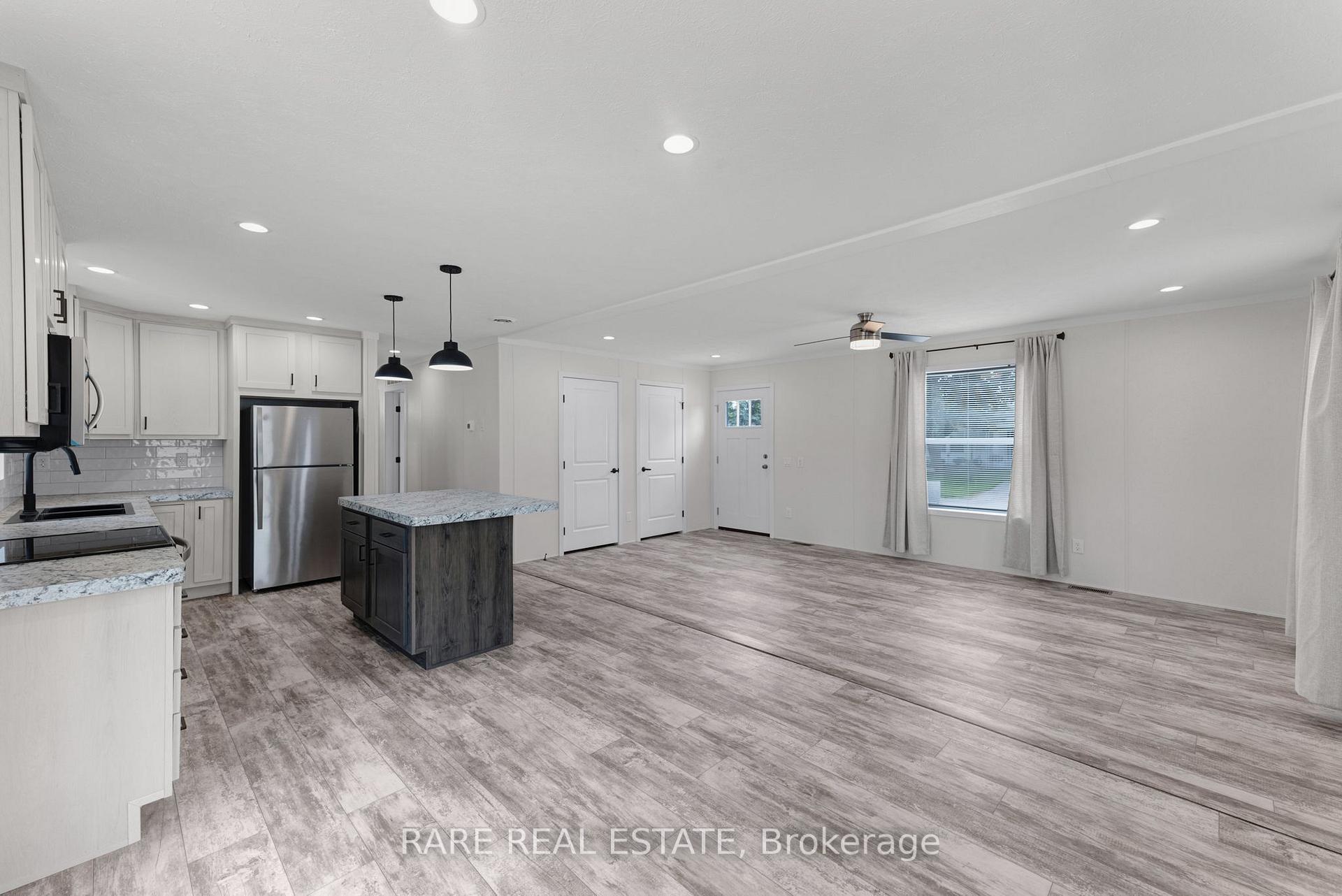 Photo 11 of 76 Linden Lane, Innisfil, Alcona — HOMEH