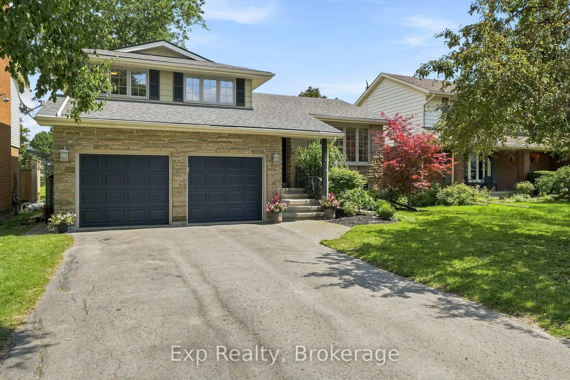 Photo 5 of 36 Kensington Crescent, Belleville, Belleville Ward — HOMEH
