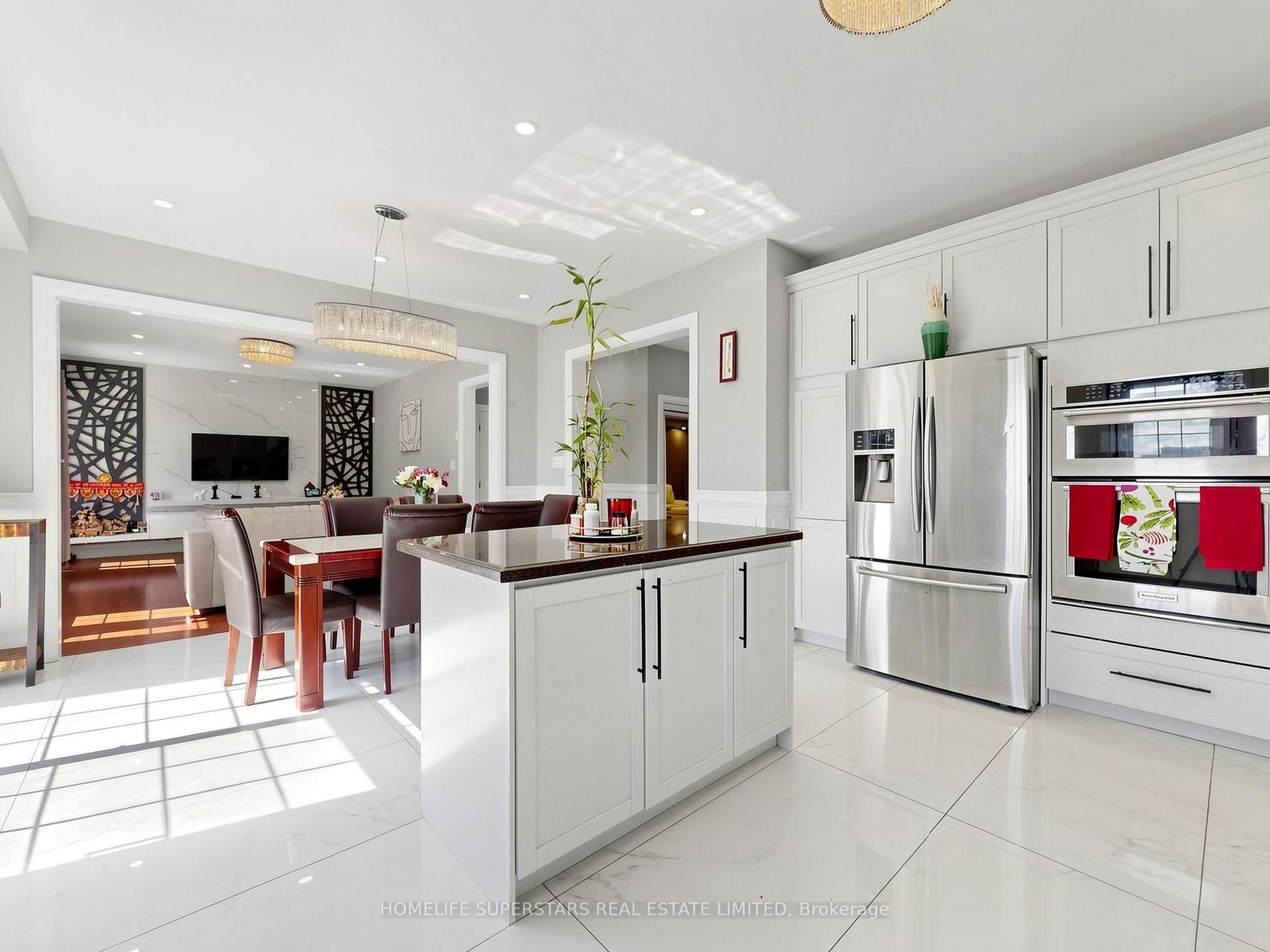 Photo 15 of 72 Egypt Drive, Brampton, Sandringham-Wellington North — HOMEH