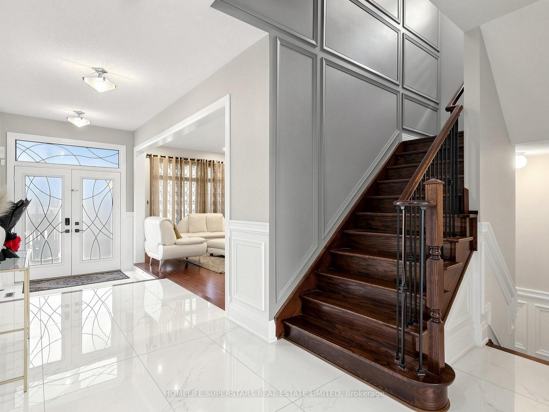 Photo 17 of 72 Egypt Drive, Brampton, Sandringham-Wellington North — HOMEH