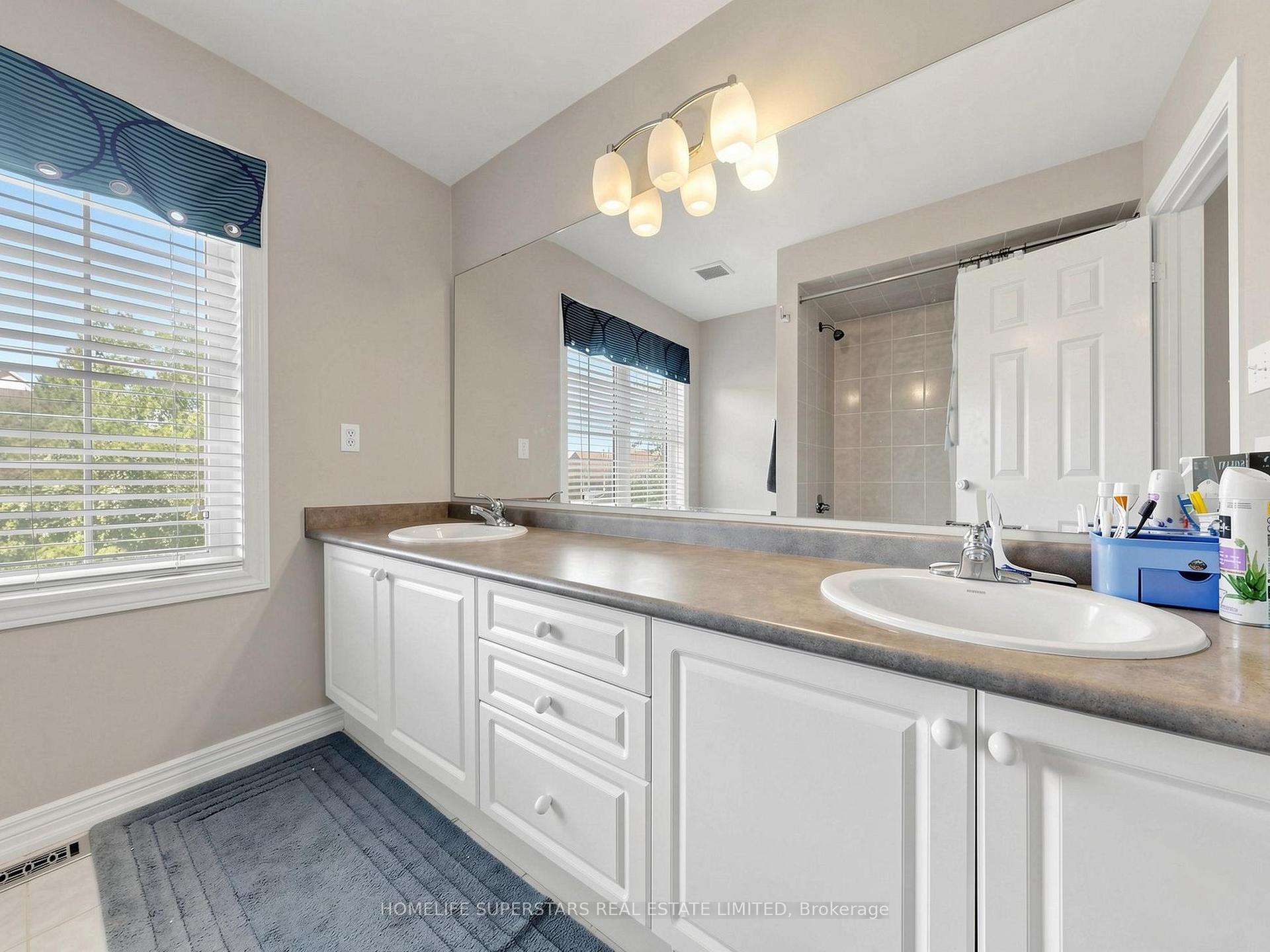 Photo 37 of 72 Egypt Drive, Brampton, Sandringham-Wellington North — HOMEH