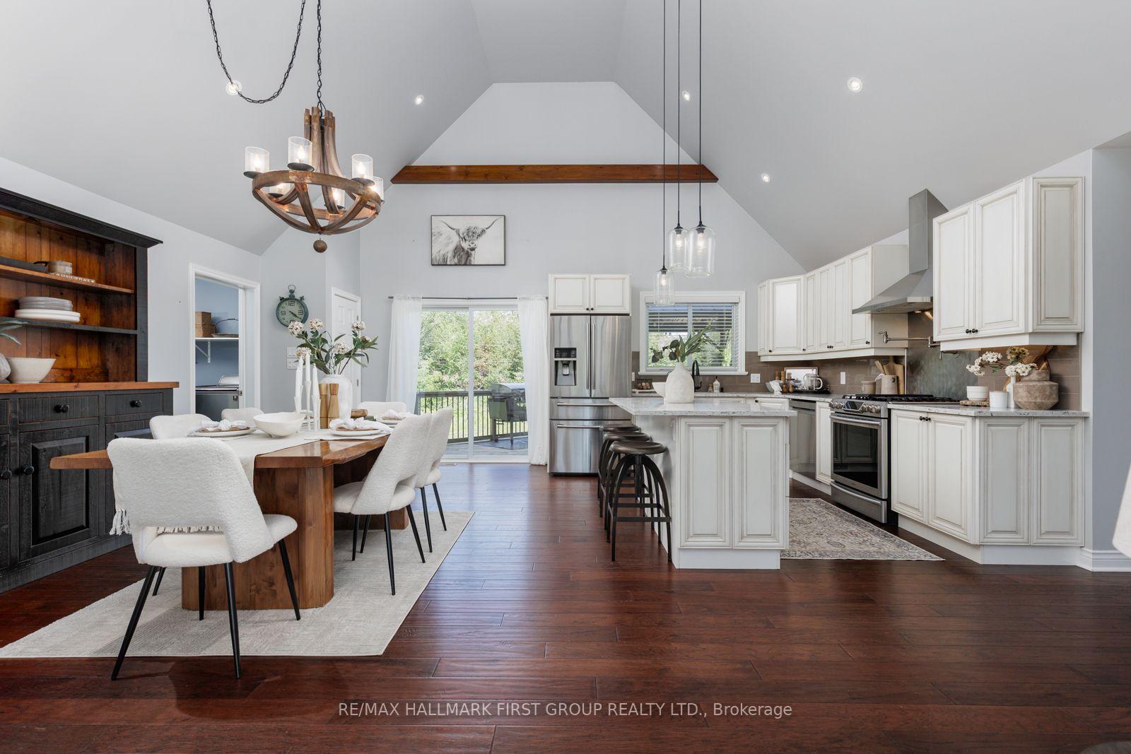 Photo 14 of 20 Lagoon Drive, Kawartha Lakes, Fenelon Falls — HOMEH