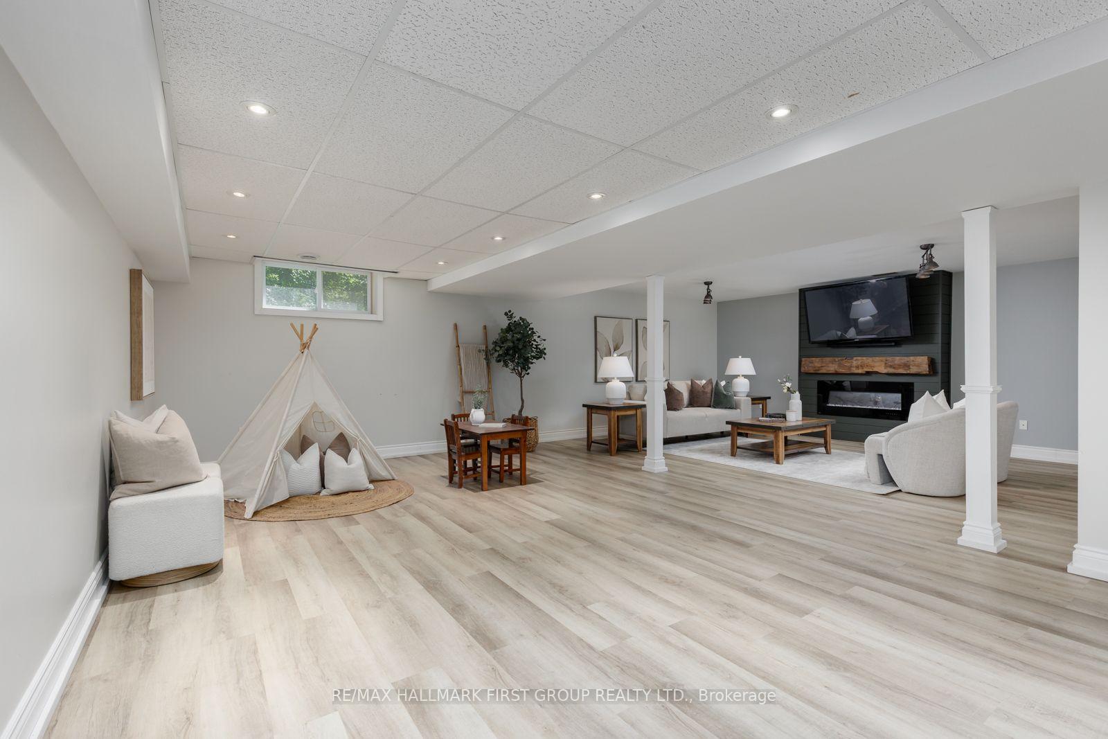 Photo 33 of 20 Lagoon Drive, Kawartha Lakes, Fenelon Falls — HOMEH