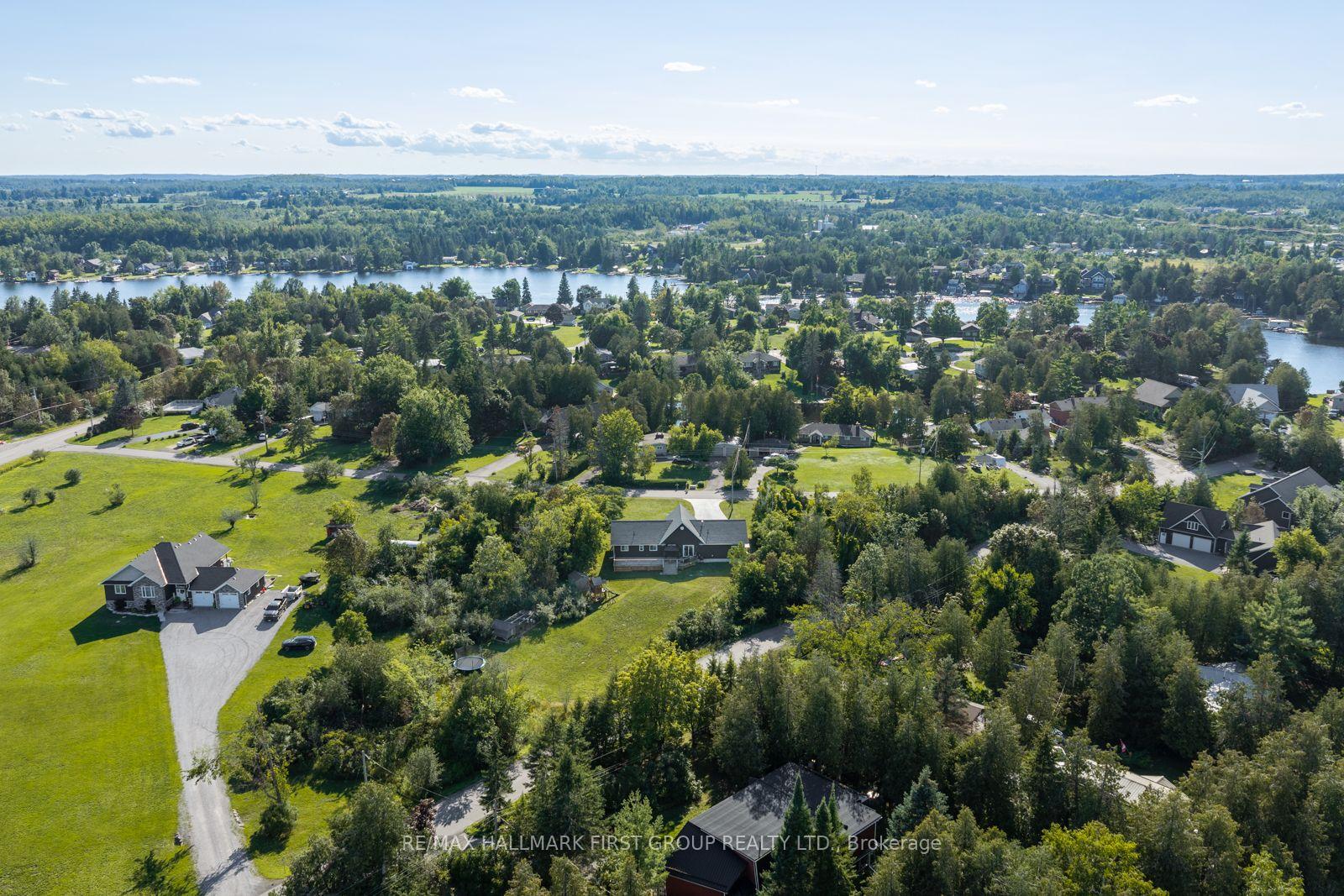Photo 44 of 20 Lagoon Drive, Kawartha Lakes, Fenelon Falls — HOMEH