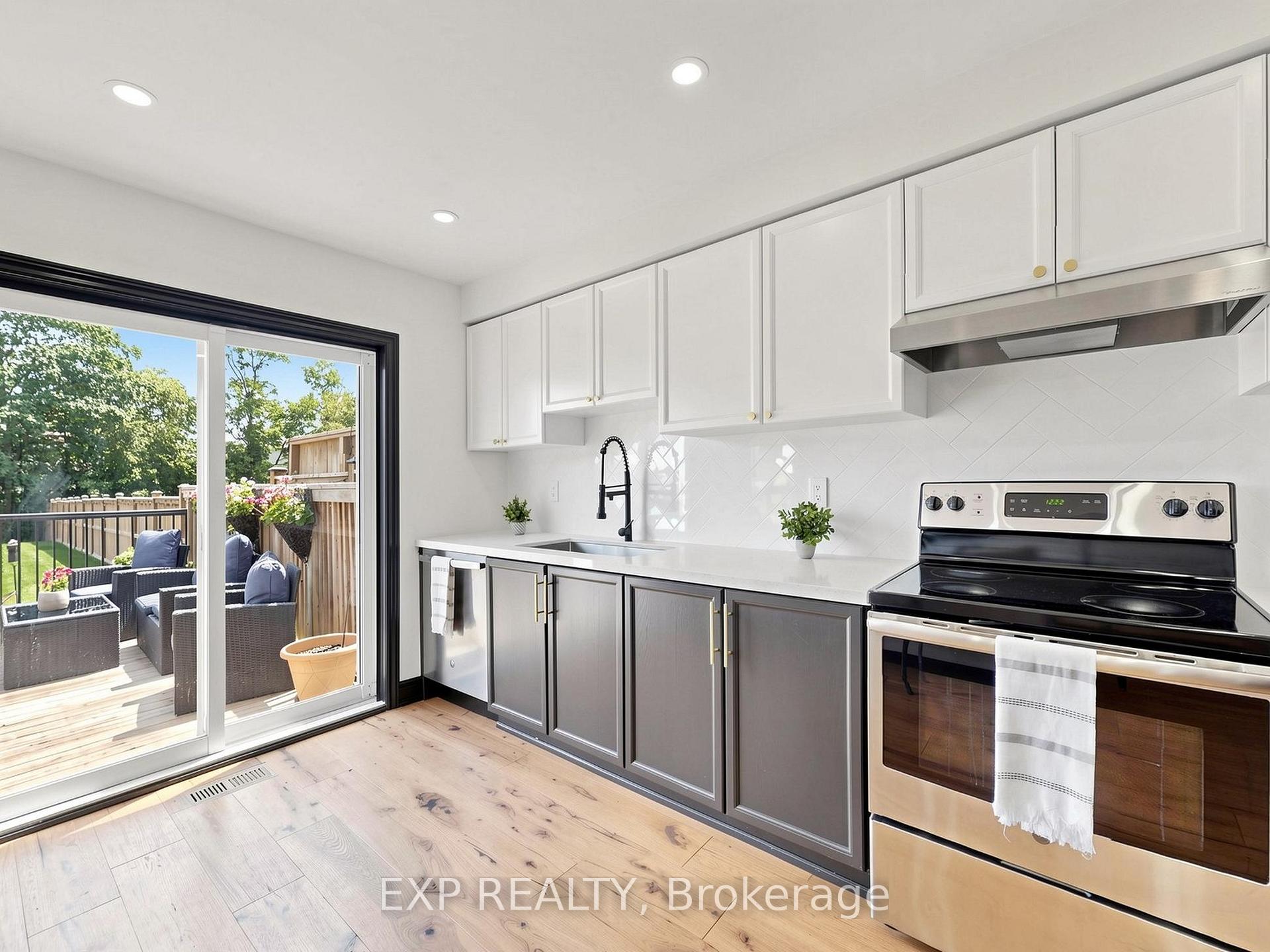 Photo 12 of 101 Mccurdy Drive, New Tecumseth, Tottenham — HOMEH
