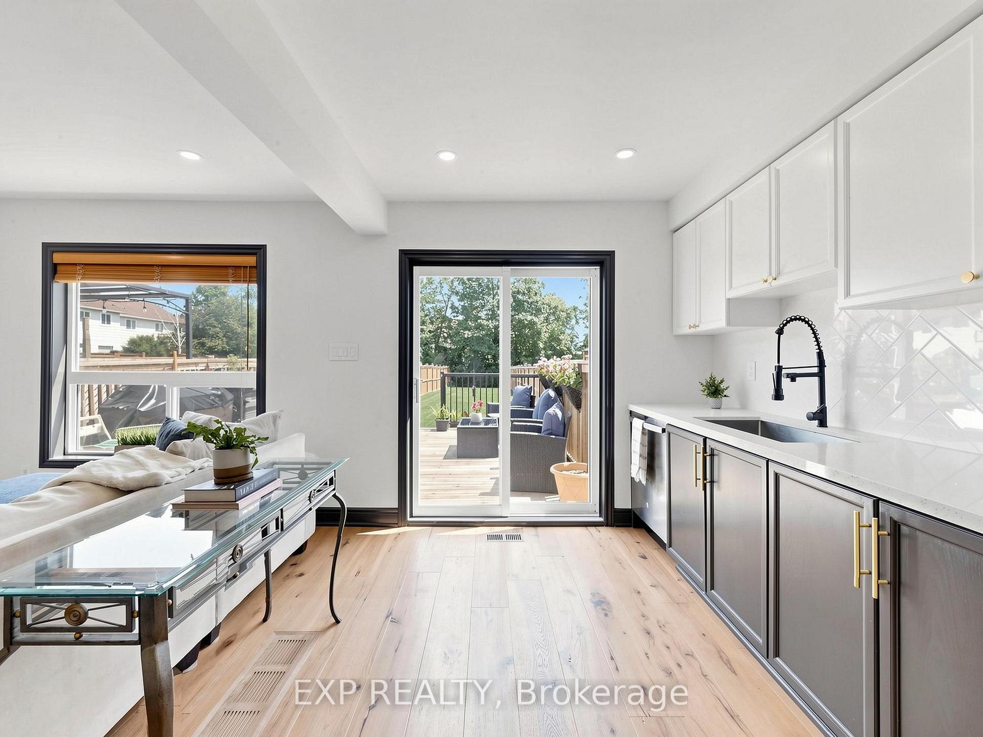 Photo 13 of 101 Mccurdy Drive, New Tecumseth, Tottenham — HOMEH