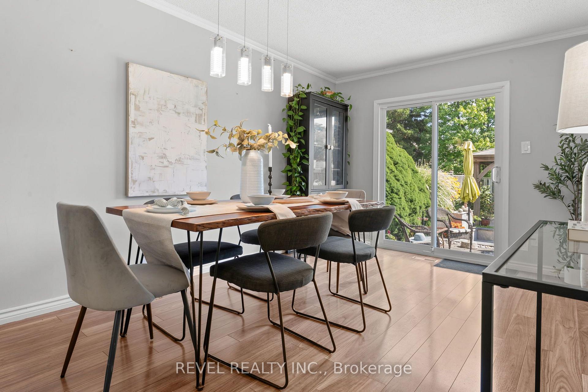 Photo 10 of 18 Longstaff Drive, Ajax, Central — HOMEH