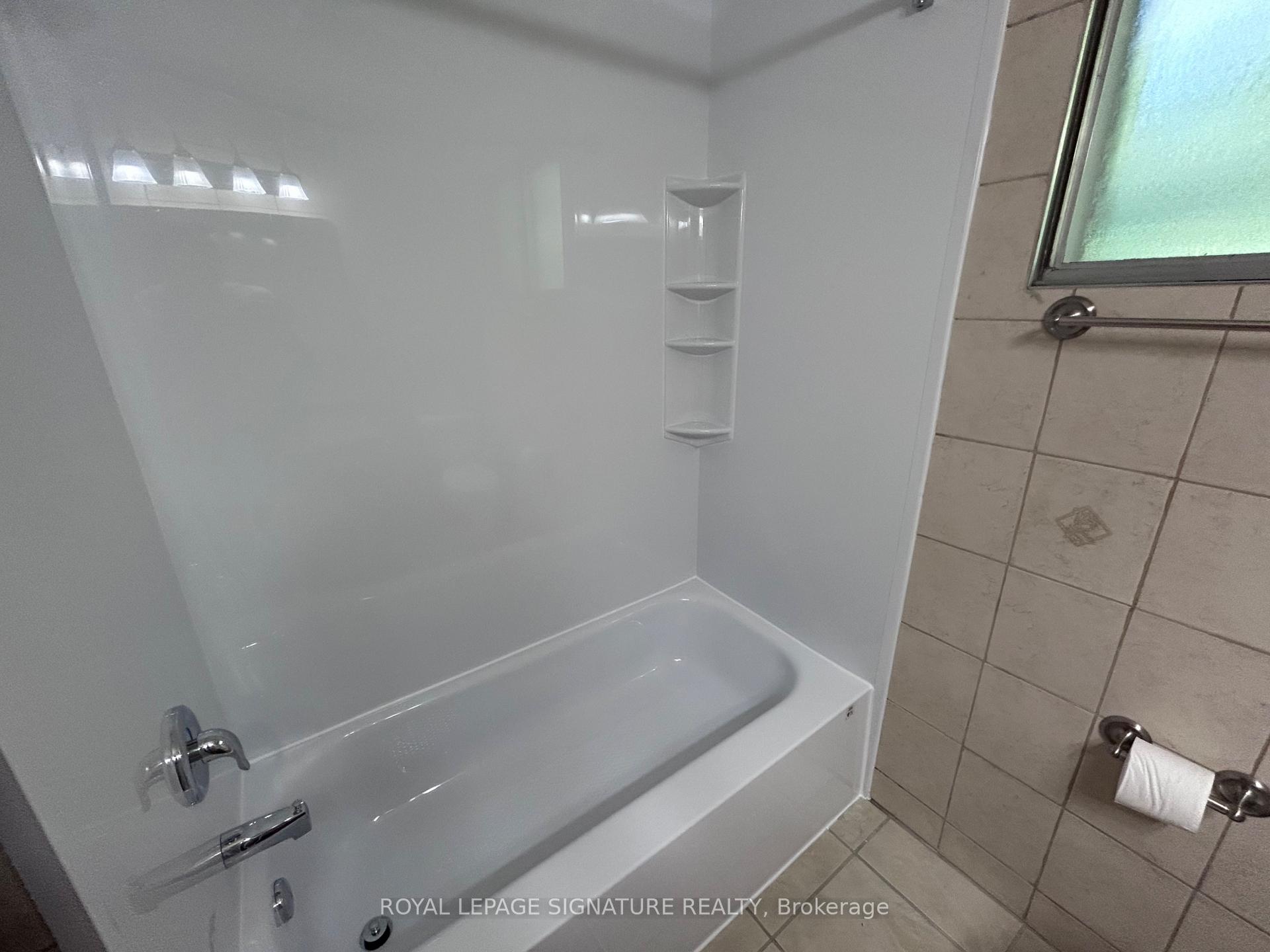 Photo 16 of 2 Brantwood Drive, Scarborough, Woburn — HOMEH