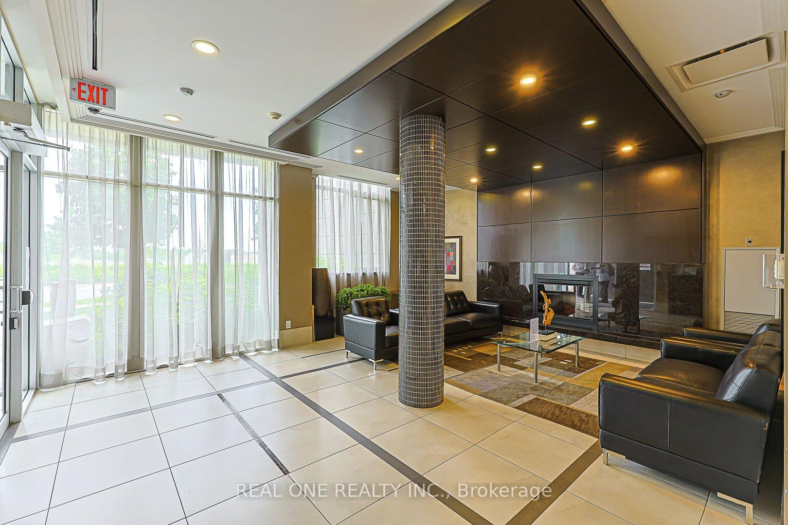 Photo 6 of Unit 214, 111 Upper Duke Crescent, Markham, Unionville — HOMEH
