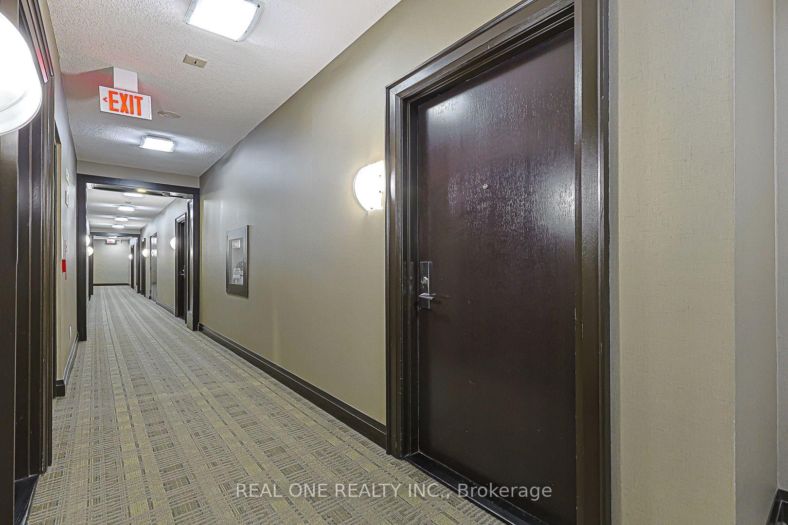 Photo 7 of Unit 214, 111 Upper Duke Crescent, Markham, Unionville — HOMEH