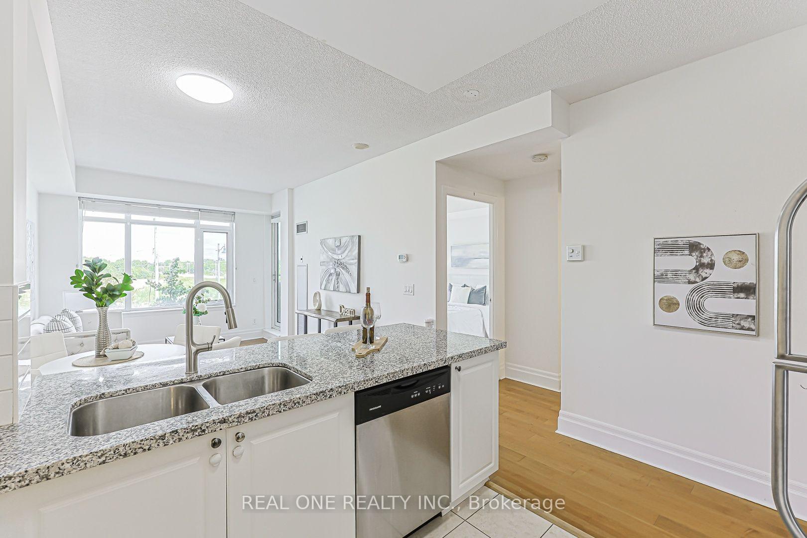 Photo 17 of Unit 214, 111 Upper Duke Crescent, Markham, Unionville — HOMEH