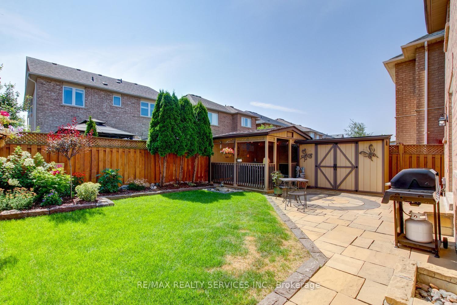 Photo 42 of 35 Hardgate Crescent, Brampton, Northwest Sandalwood Parkway — HOMEH
