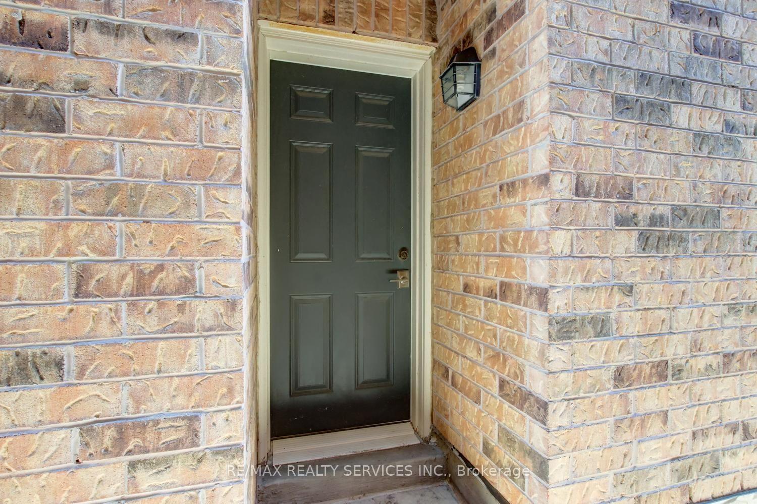 Photo 50 of 35 Hardgate Crescent, Brampton, Northwest Sandalwood Parkway — HOMEH