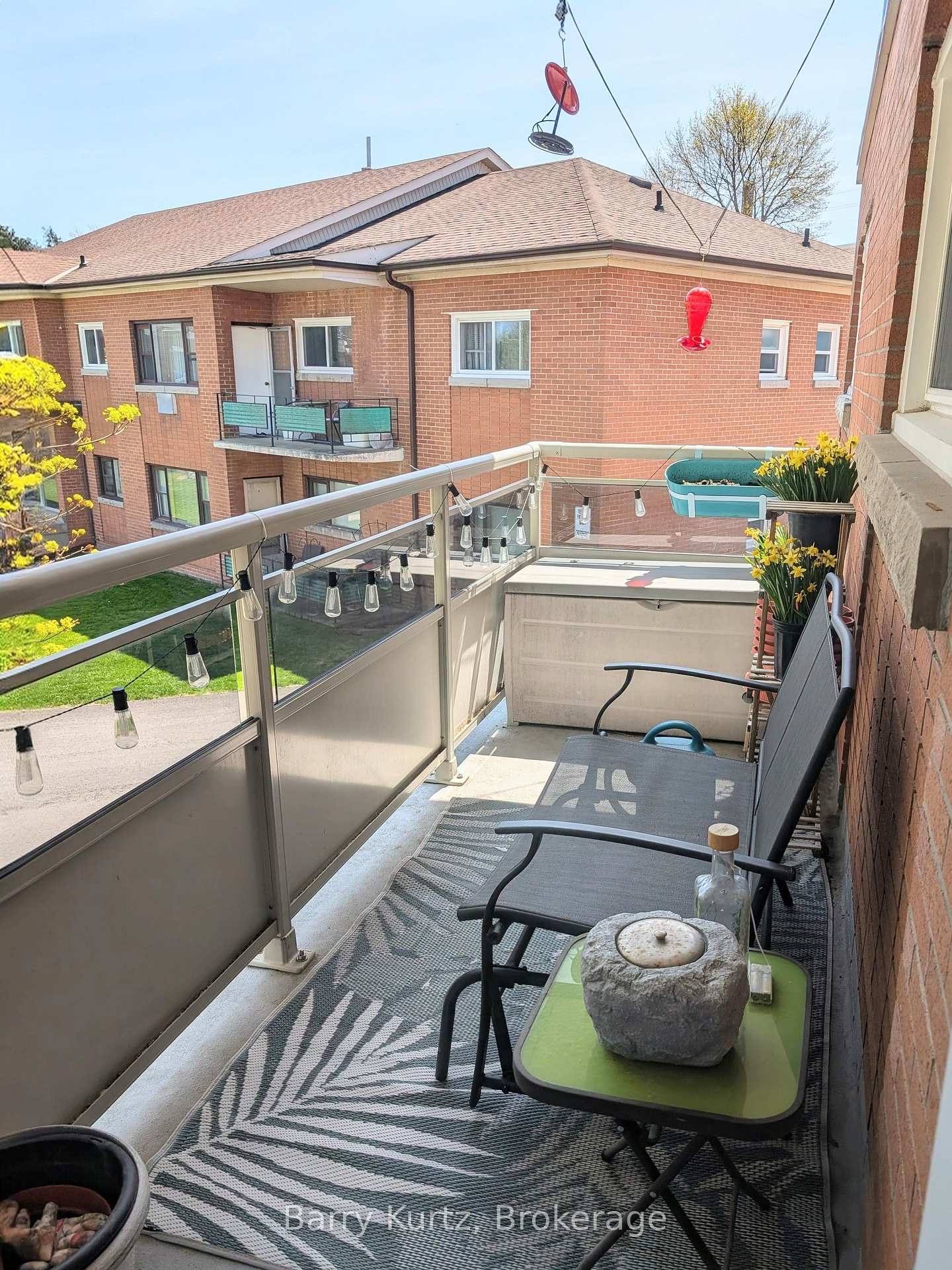 Photo 5 of Unit 5, 1 Sunnylea Crescent, Guelph, General Hospital — HOMEH