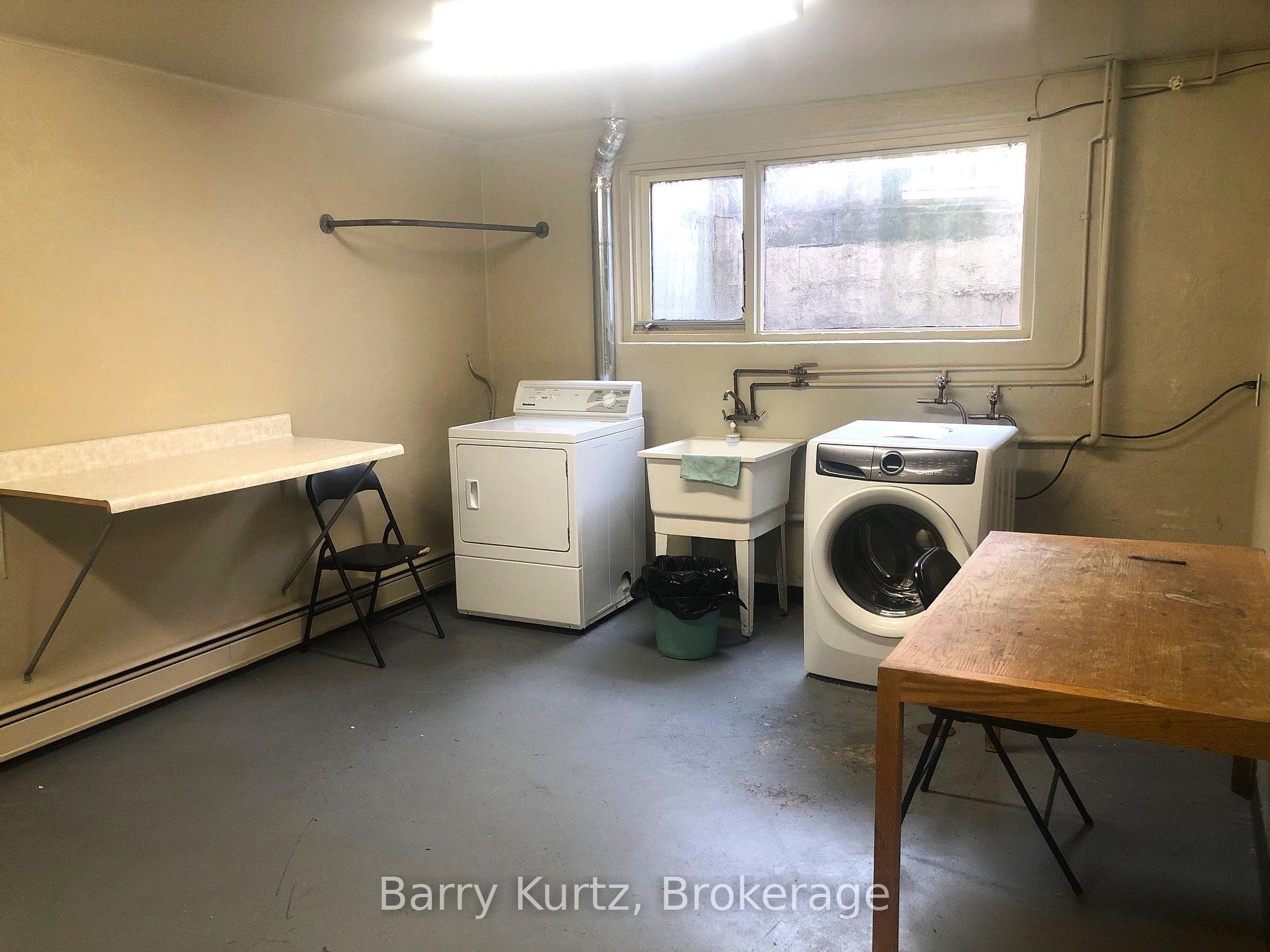 Photo 22 of Unit 5, 1 Sunnylea Crescent, Guelph, General Hospital — HOMEH