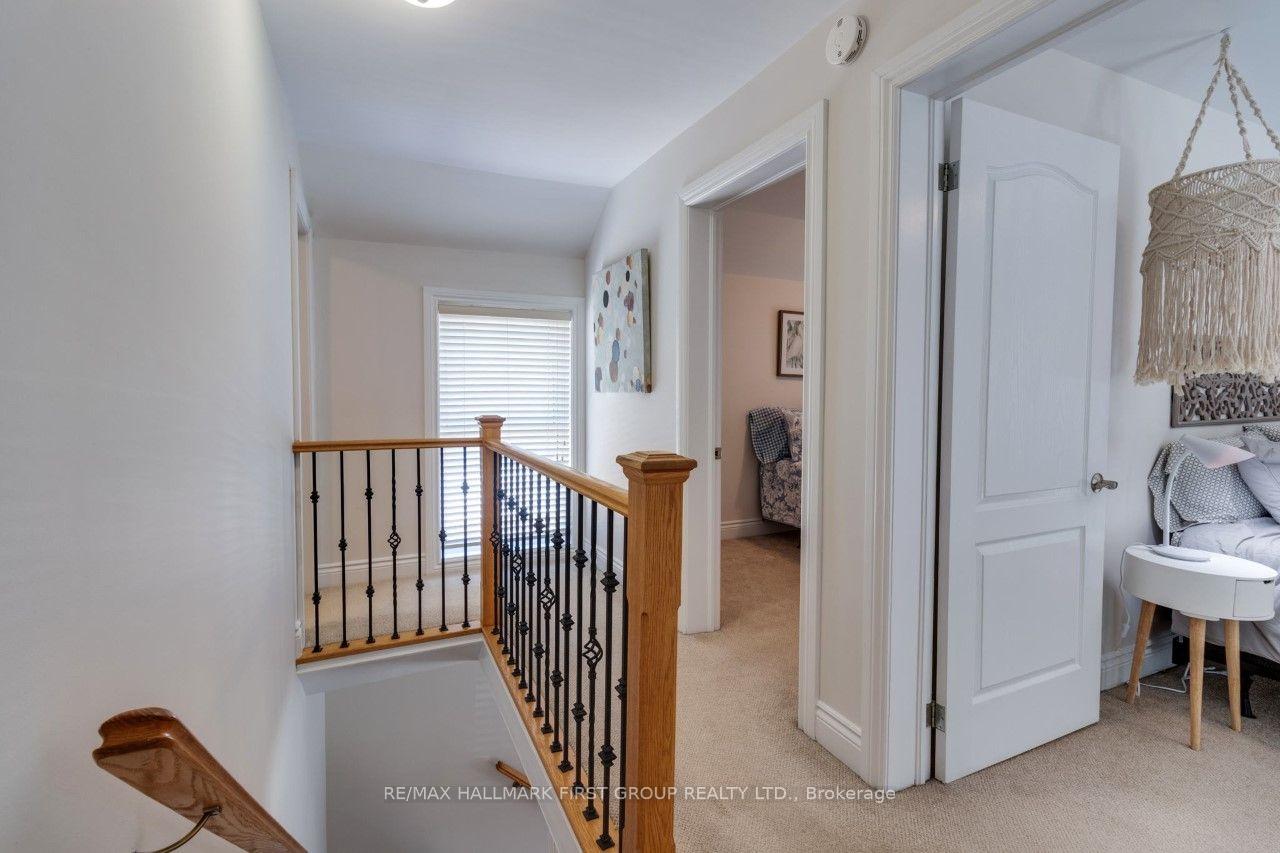 Photo 8 of 26 Whiting Avenue, Oshawa, Lakeview — HOMEH