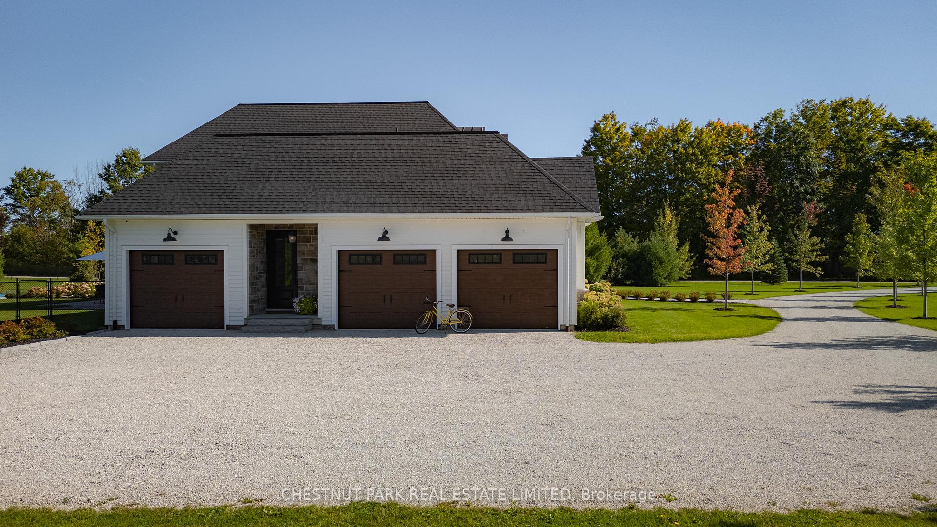 Photo 42 of 1052 Rainbow Valley Road W, Springwater, Phelpston — HOMEH