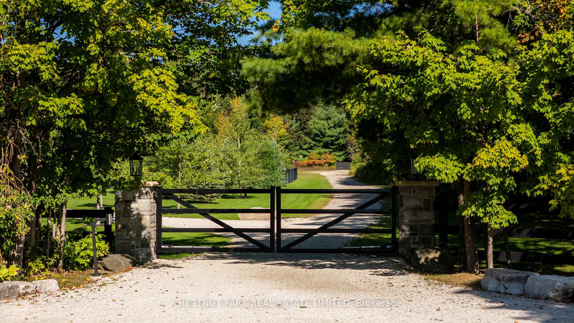 Photo 50 of 1052 Rainbow Valley Road W, Springwater, Phelpston — HOMEH