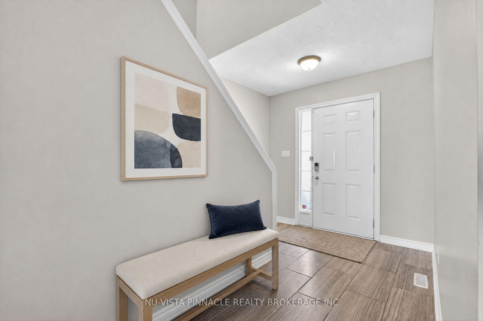 Photo 8 of 1488 Evans Boulevard, London, South U — HOMEH