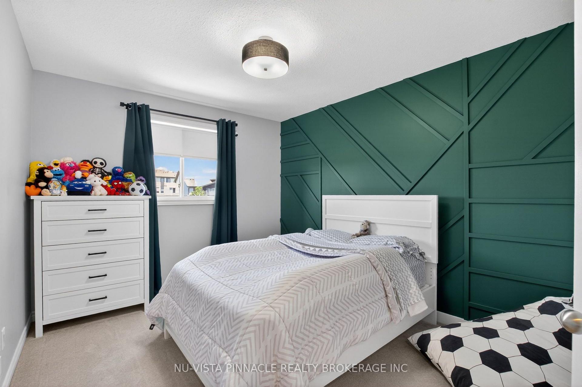 Photo 21 of 1488 Evans Boulevard, London, South U — HOMEH