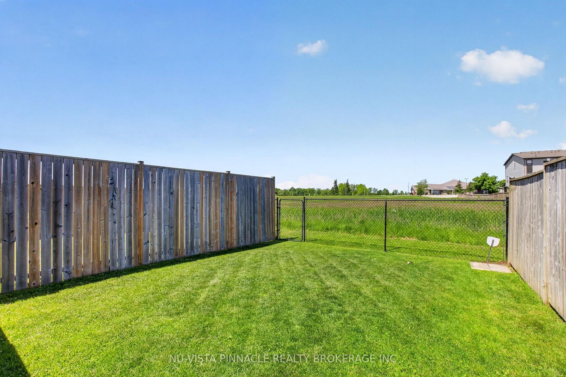 Photo 25 of 1488 Evans Boulevard, London, South U — HOMEH