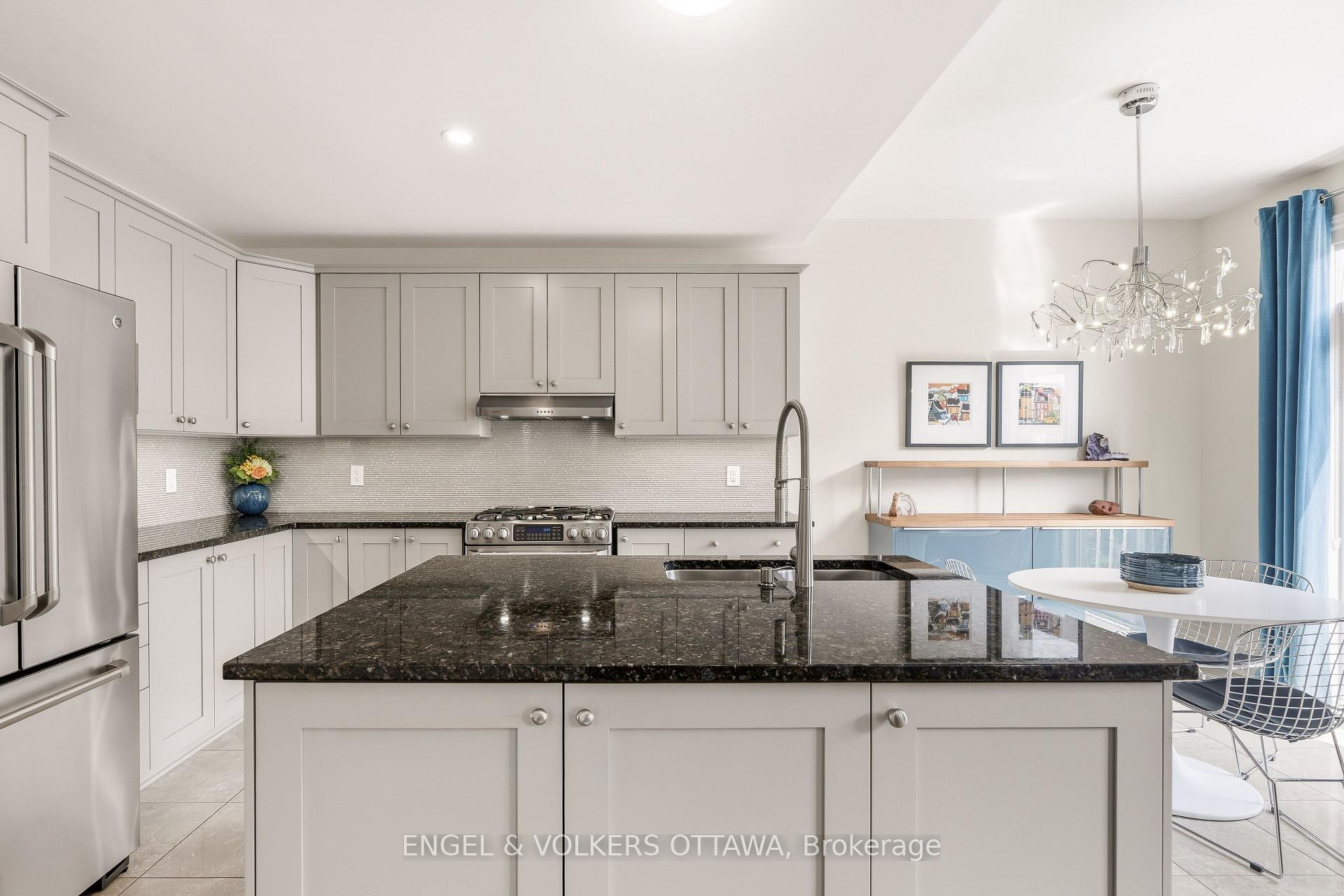 Photo 11 of 502 Caracole Way, Ottawa, Avalon East — HOMEH