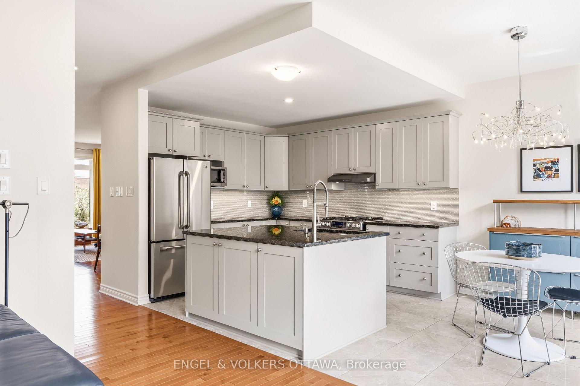 Photo 12 of 502 Caracole Way, Ottawa, Avalon East — HOMEH